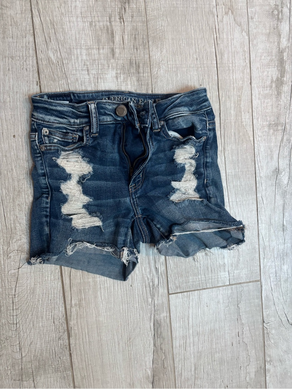 American Eagle Outfitters Ripped Indigo Denim Shorts